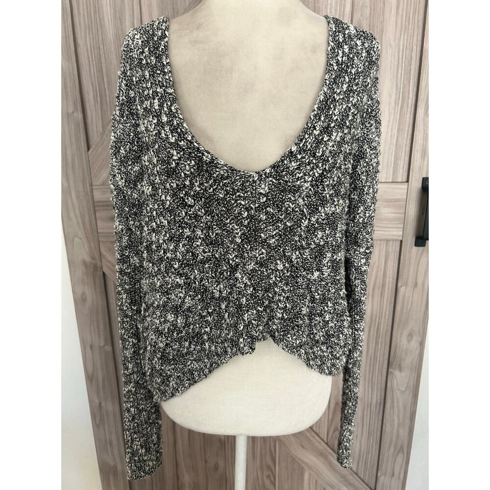 Express marble black and white long sleeve crop sweater XS